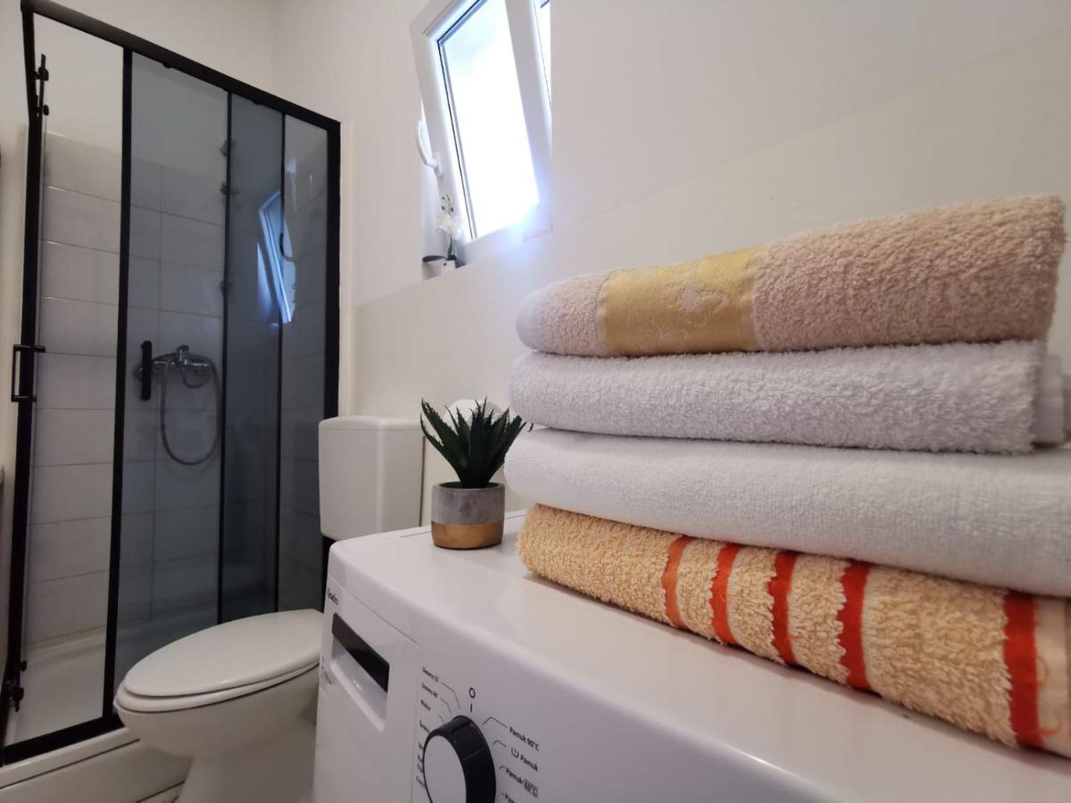 Priska Apartment คาชเตลา ภายนอก รูปภาพ