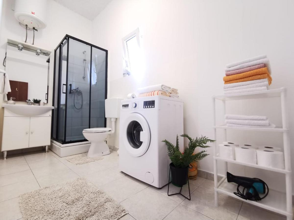 Priska Apartment คาชเตลา ภายนอก รูปภาพ